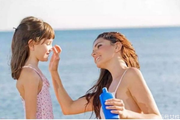 防晒霜开封一年还可以用么 一般防晒霜保质期是多久 防晒霜开封一年还可以用么 一般防晒霜保质期是多久